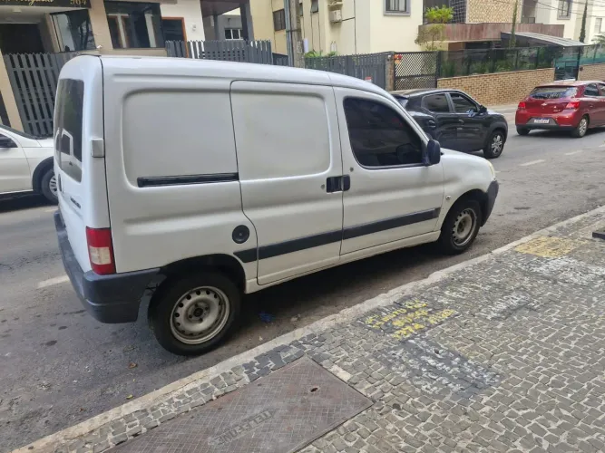 Peugeot Partner Furgão 1.6 16v/ 1.6 16V Flex 3P 2019