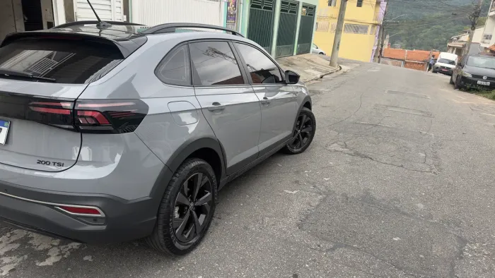 Volkswagen Nivus Highline 1.0 200 TSI Flex AUT 2024