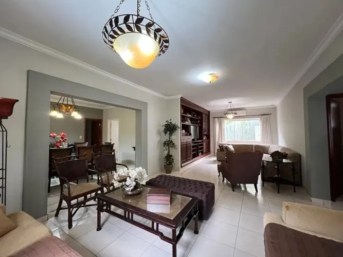 Casa com 3 dormitórios à venda, 364 m² por R$ 1.280.000 - Estados Unidos - Uberaba/MG