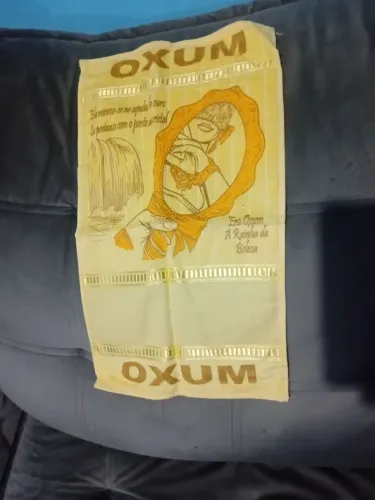 Toalha da Oxum na cor amarelo