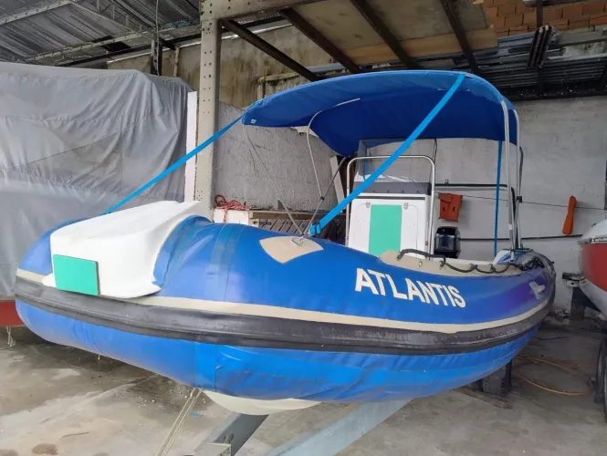Lindo bote inflável SR 550 conservado troco por jet ou carro