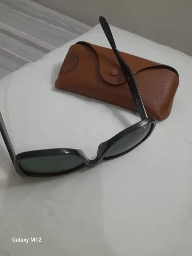 Oculos escuros Ray Ban