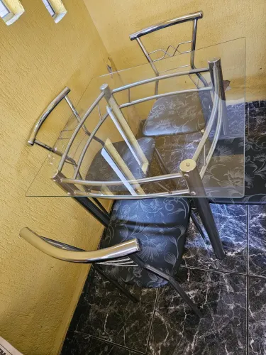 Mesa 4 cadeiras 