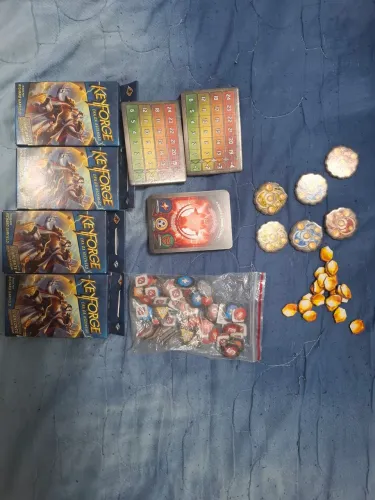 Decks Keyforge + extra e Contadores, gemas e portais.