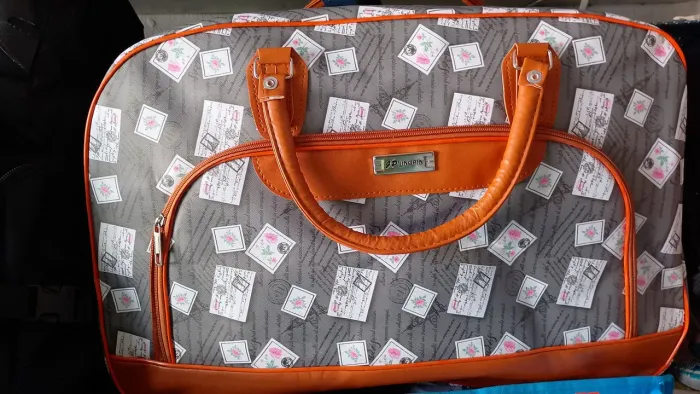 Mala de viagem com design vintage
