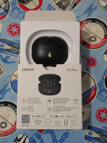 Fone de ouvido Edifier X5 Pro com Bluetooth e ANC