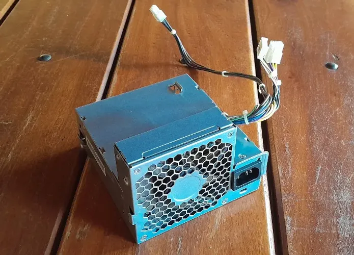 Fonte Hp Compaq Elite 8300 Small Form Factor D10-240p2a 240w