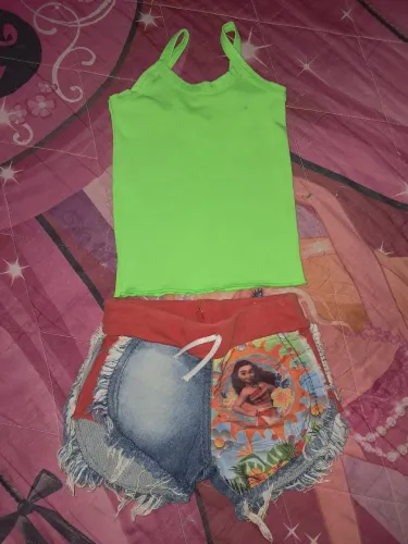 Roupas de crianças com idade entre 1 à 3 anos de idade incluindo tiara!