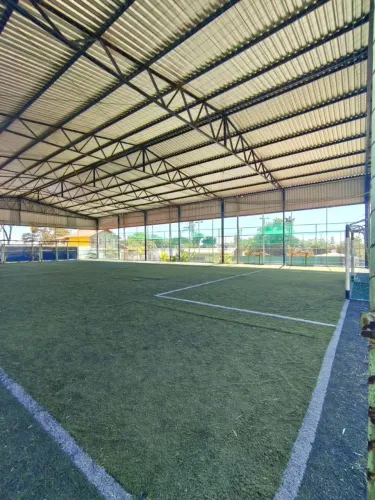 Passo o ponto de 2 Quadras Society (1 coberta) com bar e Clientela Formada 