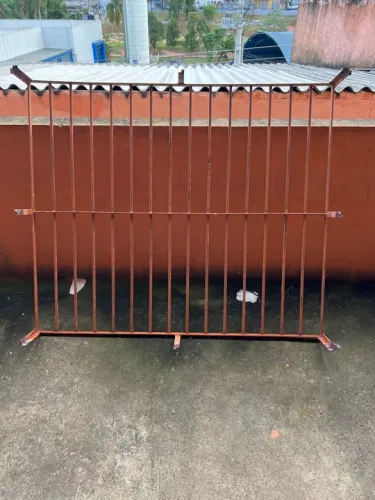 Grade de proteção para janela em ferro