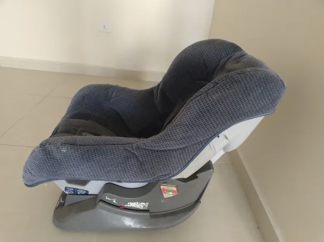 Cadeirinha criança carro 
