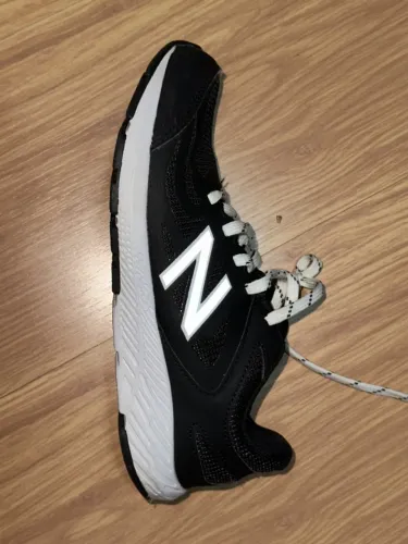 Tênis New Balance 519 - Confortável e Leve - Tamanho 4.5US / 37EU