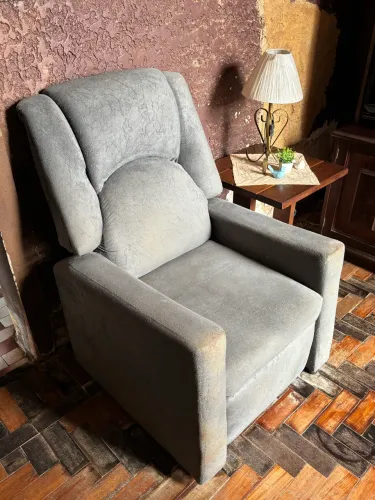 Poltrona reclinável