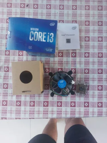 Processador Intel i3-10100F