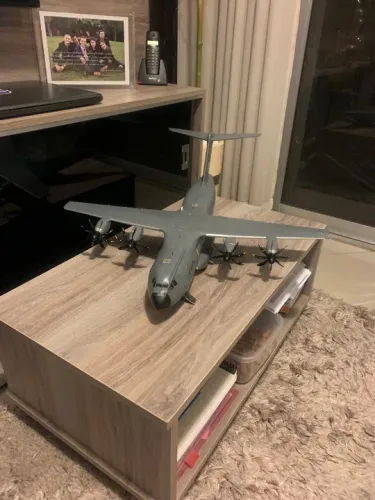 Avião A400m Revell 1/72 montado