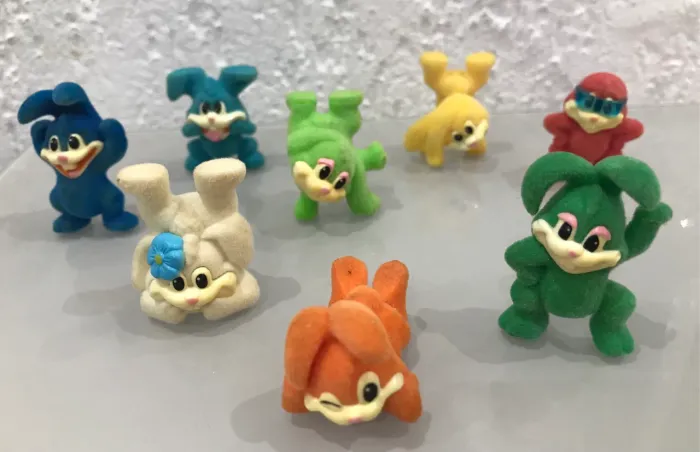 Coelhinhos de Camurça - Kinder Ovo