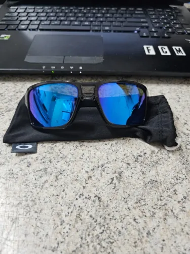 oculos oakley 100% original na caixa e sem uso lente polorizada