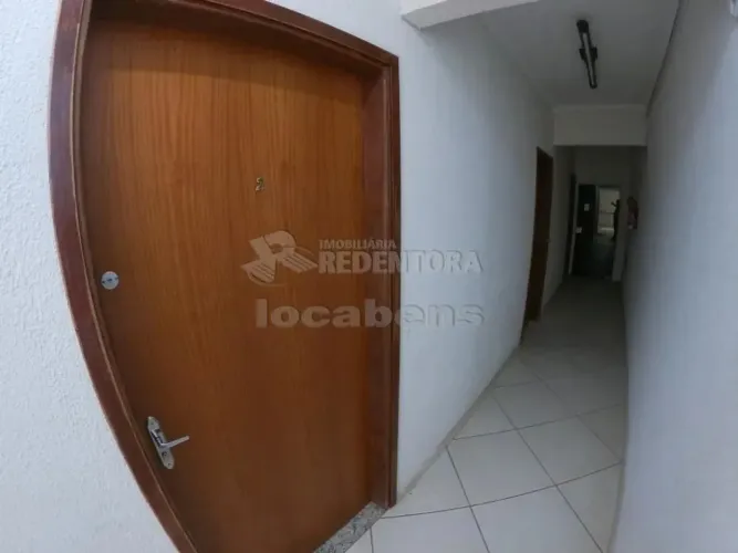 Sala comercial localizada na Vila Imperial. Próximo a Bancos e avenidas, área central.