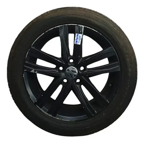 Roda Pneu Meia Vida Volkswagen Jetta 2.0 T Hl 2016 Detalhe