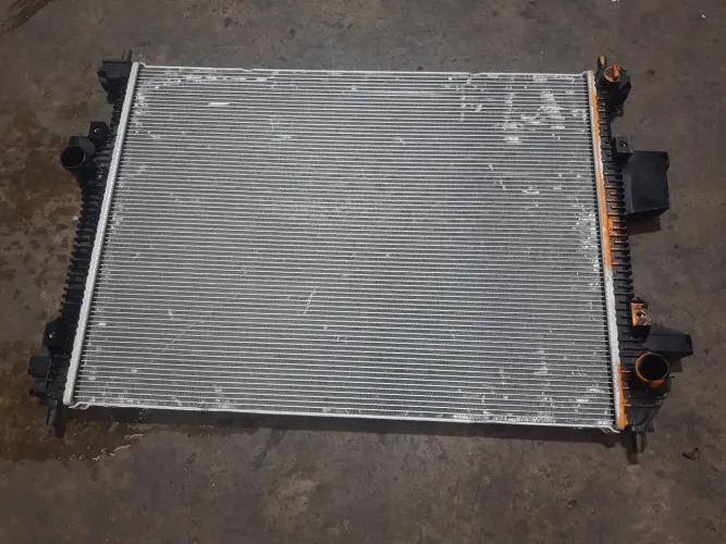 Radiador Chery Tiggo 8 7 pro 2021/2024