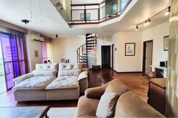 Cobertura no condomínio Palmares Duplex no Vieralves com 311, 53m2, 4 quartos, sendo 3 suí