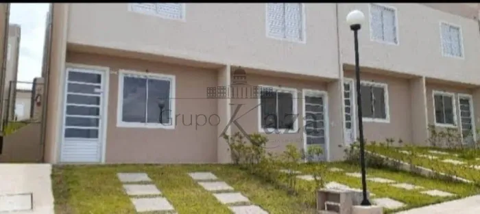 Casa em Condomínio - Vila São Geraldo - Residencial Jardim Girassol - 2 Dormitórios - 58m²
