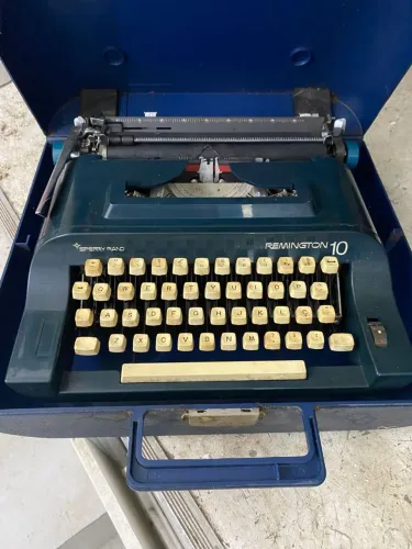 Máquina de escrever