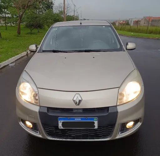 Renault Sandero Privilège Hi-flex 1.6 8V 5P 2013