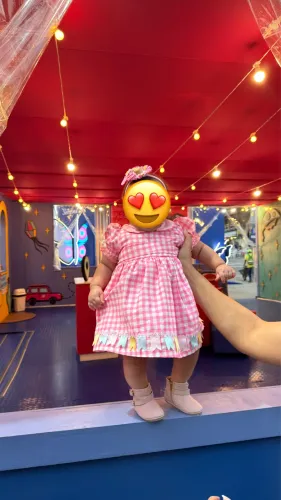 Vestido de quadrilha incluso a bota