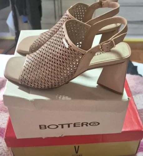 Sapatos Novos Femininos 36 - Bottero e Vizzano