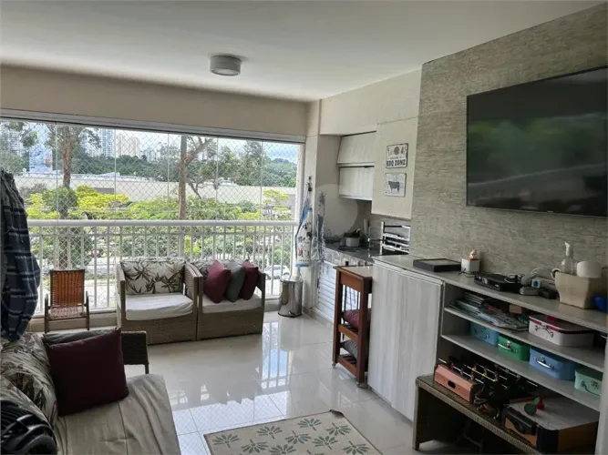 Apartamento à venda com 3 suítes no condomínio Vista Golf, São Paulo - SP