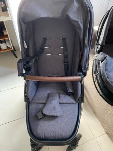 Carrinho de bebê e Moises