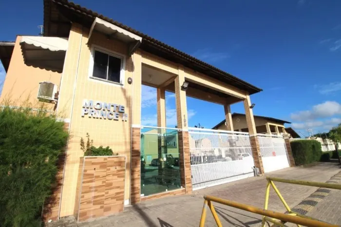 Casa em condomínio para aluguel em Fortaleza