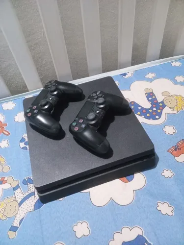Ps4 slim 1tb mídia digital