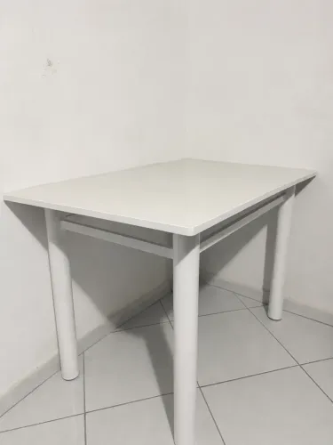 Mesa de mármore