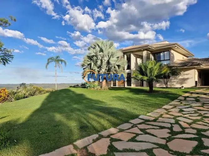 Casa com 500M2 100% Mobiliado no Altiplano Leste