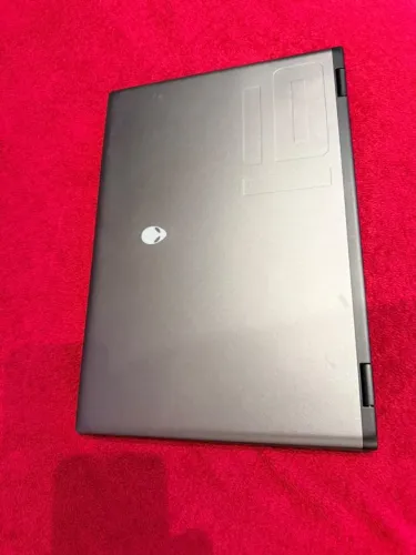 Alienware m16 R2 | Ultra 9 185H | RTX 4070 8GB | 32GB RAM | Nota fiscal