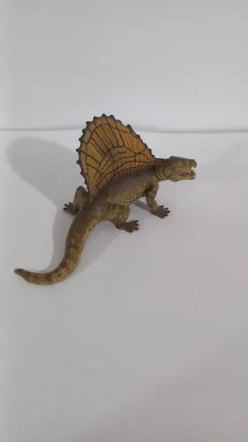 Dinossauro jurassic World dimetrodon
