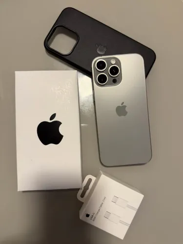 iPhone 16 Pro Max 256GB - Preço abaixo do mercado