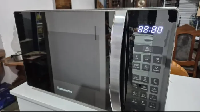 290,00 JÁ É O MENOR PREÇO PANASONIC ESPELHADO 30L CONSERVADO FUNCIONANDO REVENDO