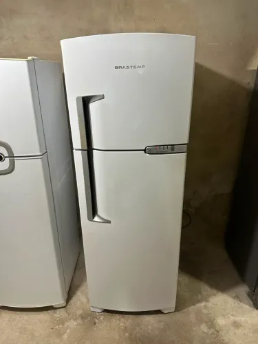 Geladeira Brastemp frostfree 357 litros