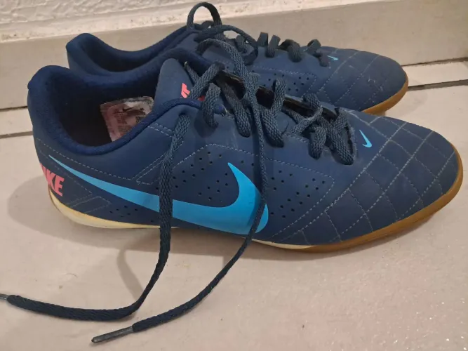 Chuteira futsal Nike