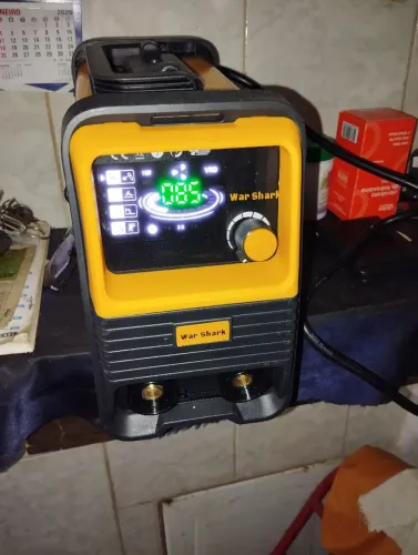 Máquina de solda Bivolt War Shark MMa e Tig
