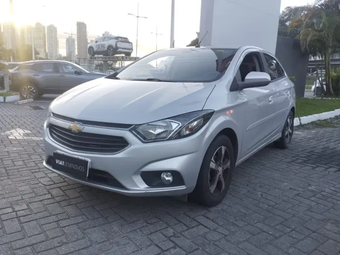 Chevrolet Onix Hatch LTZ 1.4 8V Flex Mec. 4P 2018