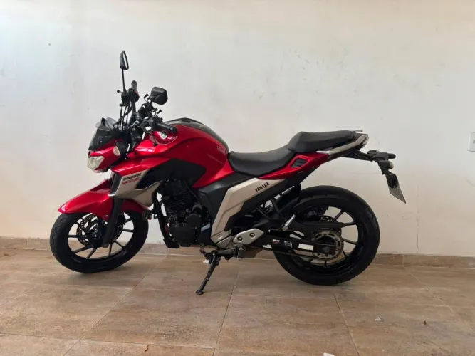 YAMAHA FAZER 250cc