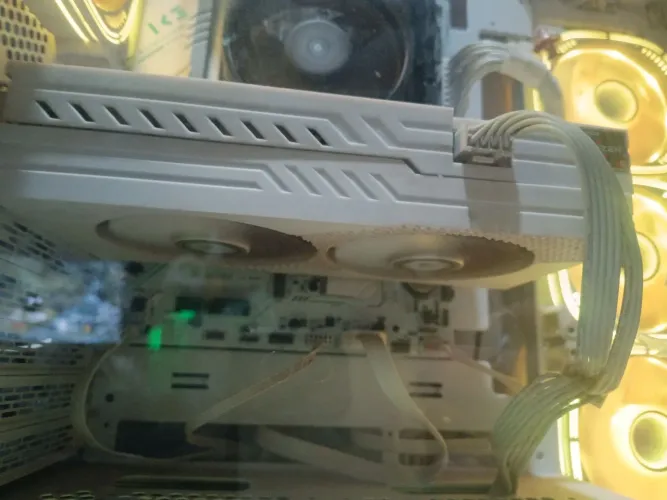Soyo RX580 8G Branca