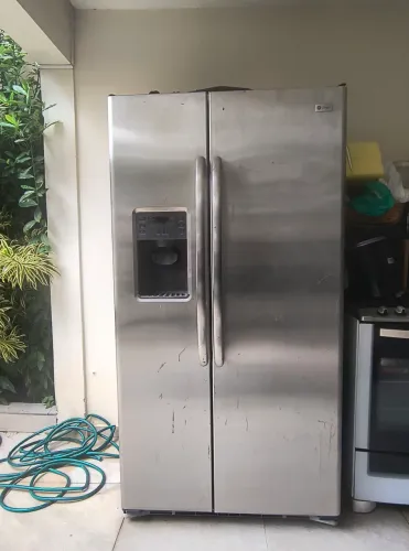 Geladeira GE Profile Side By Side Inox (Com Defeito / Peças Inteiras)<br>