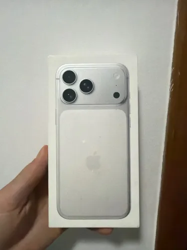 iPhone 17 pro Max 256