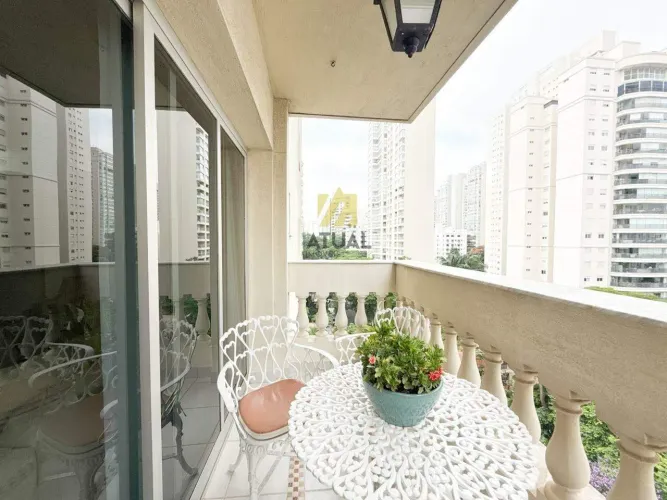 Apartamento Espaçoso de 150m² no Campo Belo com 2 Vagas  Condomínio Costa do Sol