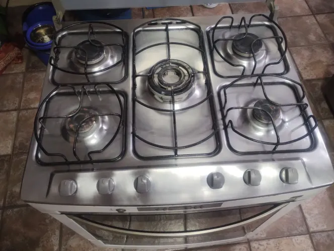 Fogão Brastemp 5 bocas ative automático